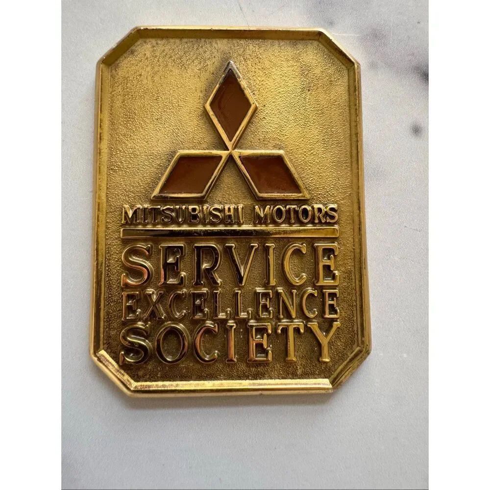 Mitsubishi Motors service excellence society employee golden bronze plaque metal